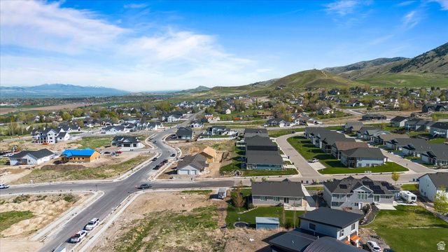 108 N 900 E, Hyde Park, UT 84318