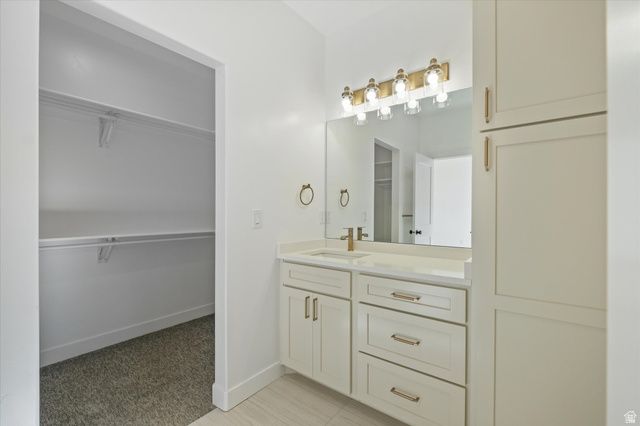 108 N 900 E, Hyde Park, UT 84318