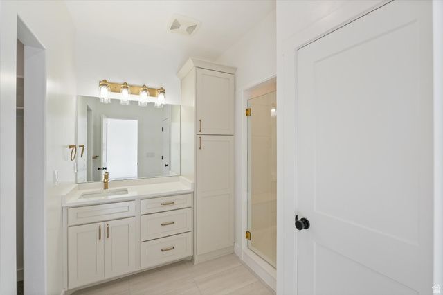 108 N 900 E, Hyde Park, UT 84318