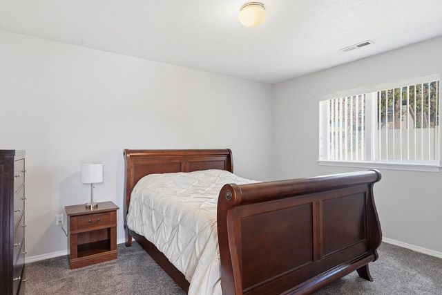 3704 S Brighton Ln, Spokane, WA 99223