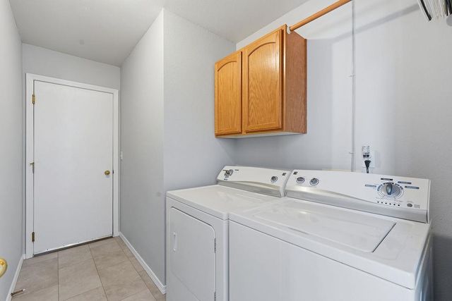 3704 S Brighton Ln, Spokane, WA 99223