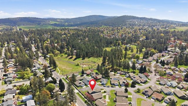 3704 S Brighton Ln, Spokane, WA 99223