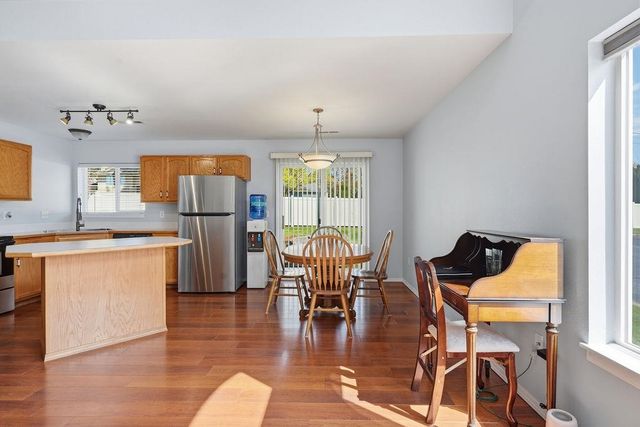 3704 S Brighton Ln, Spokane, WA 99223