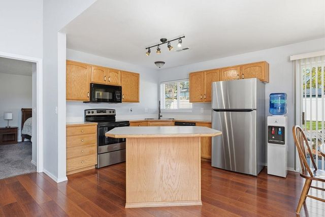 3704 S Brighton Ln, Spokane, WA 99223