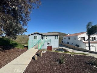22164 Vacation Drive, Canyon Lake, CA 92587