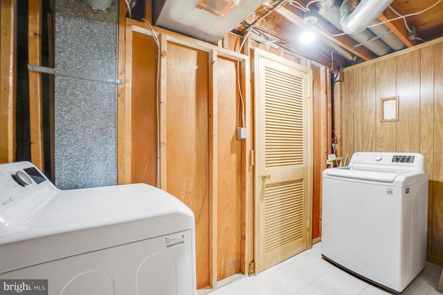 11409 BEECHGROVE LN, Potomac, MD 20854