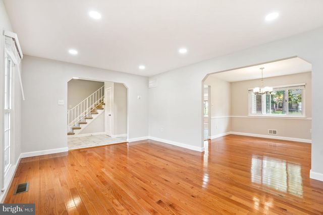 11409 BEECHGROVE LN, Potomac, MD 20854