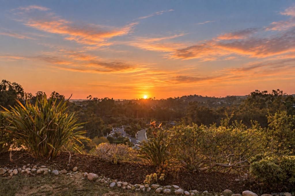 12666 Fairbrook Rd, San Diego, CA 92131 — exterior