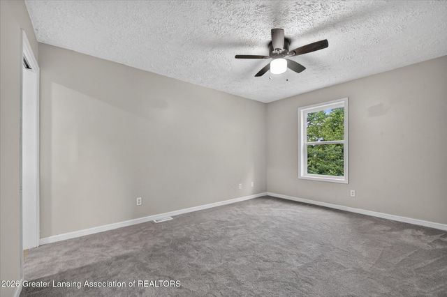 5855 Edson Street, Haslett, MI 48840