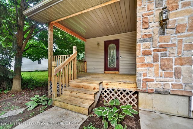 5855 Edson Street, Haslett, MI 48840