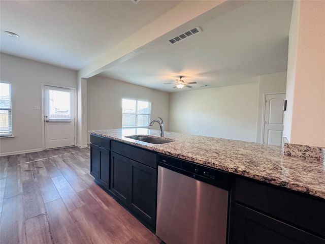 405 Micah Lane, Ferris, TX 75125