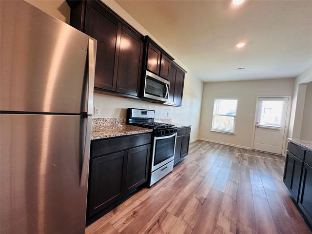 405 Micah Lane, Ferris, TX 75125