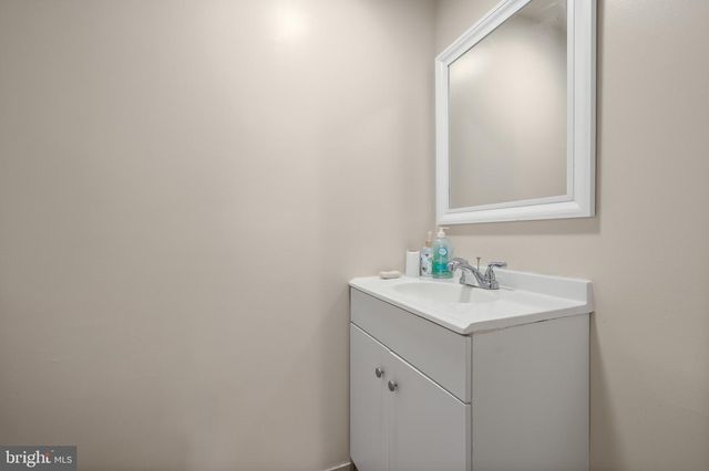 2025 POWHATAN RD, Hyattsville, MD 20782