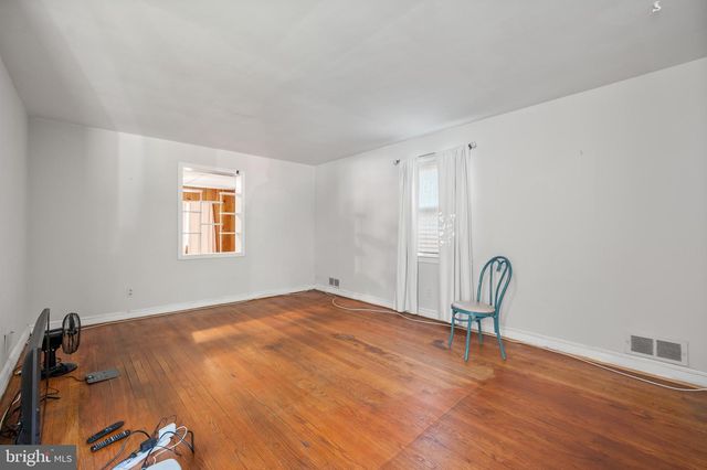 2025 POWHATAN RD, Hyattsville, MD 20782