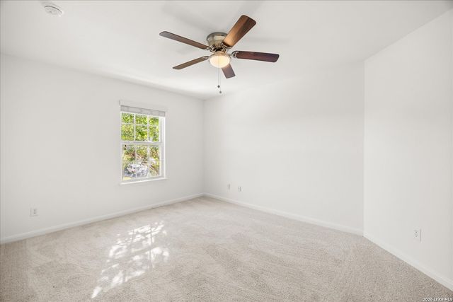 25439 Bunker Dr, San Antonio, TX 78260
