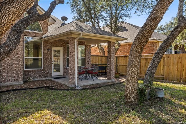 25439 Bunker Dr, San Antonio, TX 78260