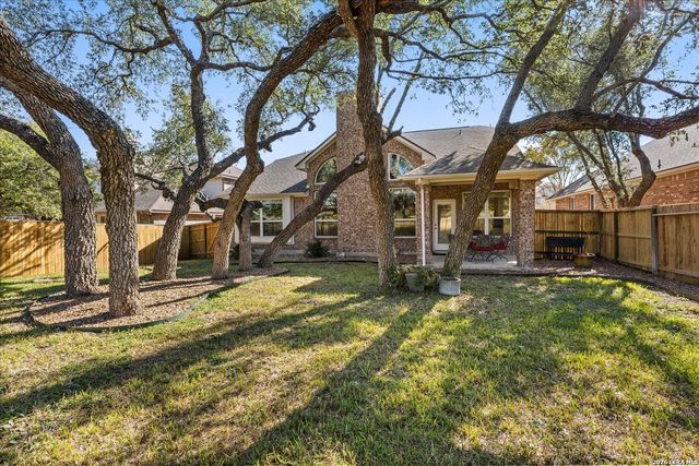 25439 Bunker Dr, San Antonio, TX 78260