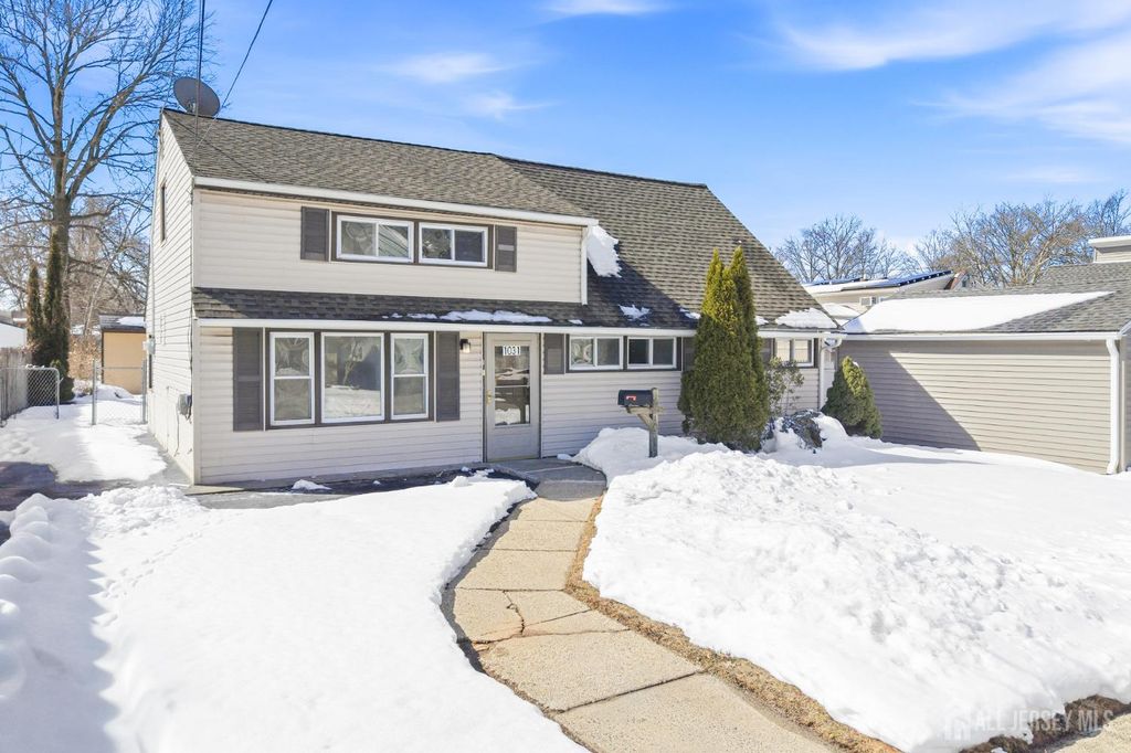 1031 Woodruff Street, Iselin, NJ 08830