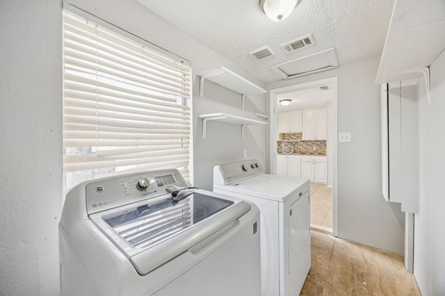 2822 Fir Park, Richland Hills, TX 76118