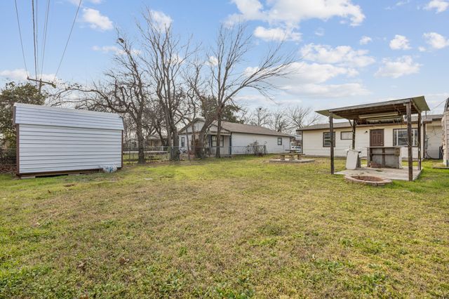 2822 Fir Park, Richland Hills, TX 76118