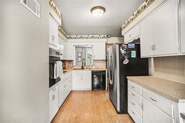 6213 E 109th Terrace, Kansas City, MO 64134