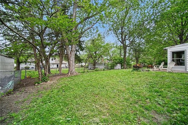 6213 E 109th Terrace, Kansas City, MO 64134