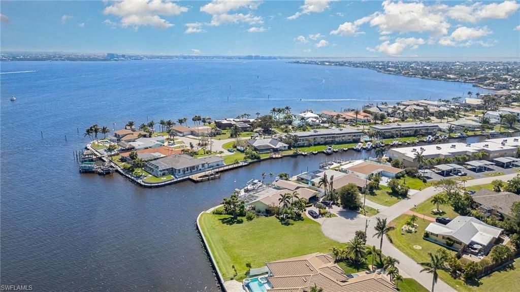 1750 Sandy CIR, CAPE CORAL, FL 33904 — photo 4