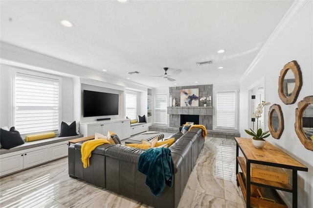 1307 RIVERVIEW CIRCLE, Bradenton, FL 34209