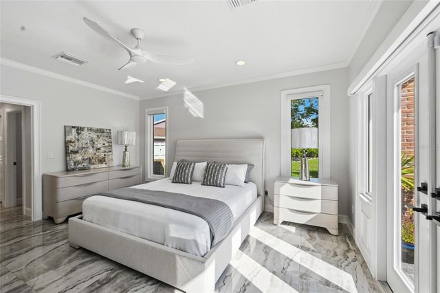 1307 RIVERVIEW CIRCLE, Bradenton, FL 34209