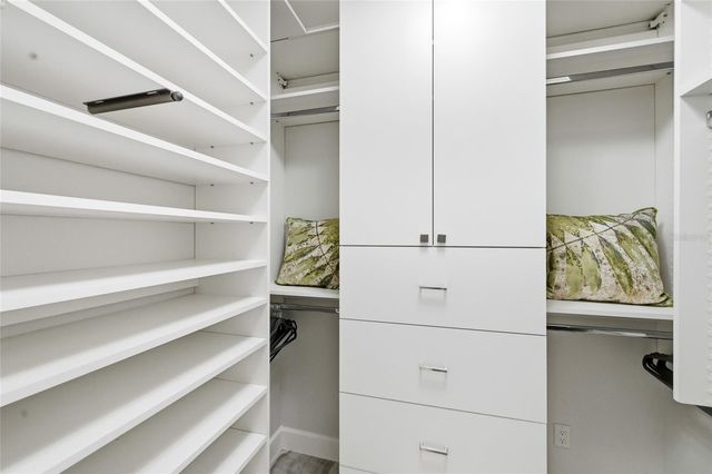 1307 RIVERVIEW CIRCLE, Bradenton, FL 34209