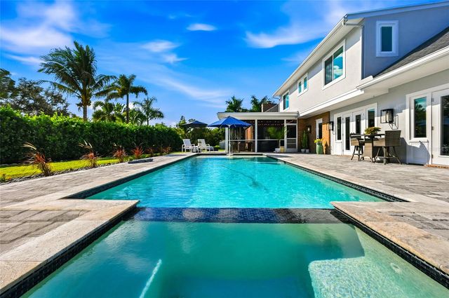 1307 RIVERVIEW CIRCLE, Bradenton, FL 34209