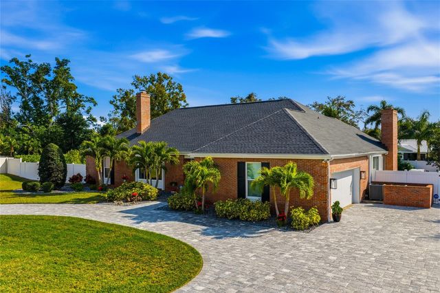 1307 RIVERVIEW CIRCLE, Bradenton, FL 34209