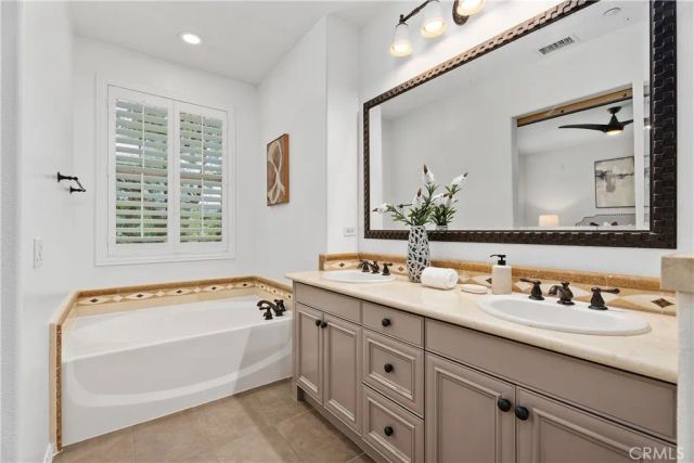 38 Pathway, Irvine, CA 92618