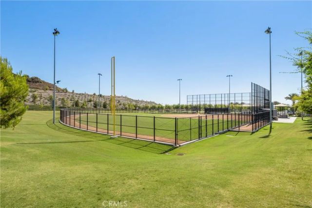 38 Pathway, Irvine, CA 92618