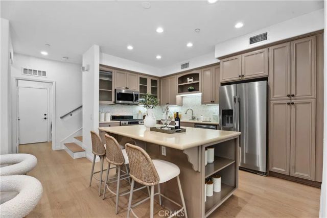 38 Pathway, Irvine, CA 92618