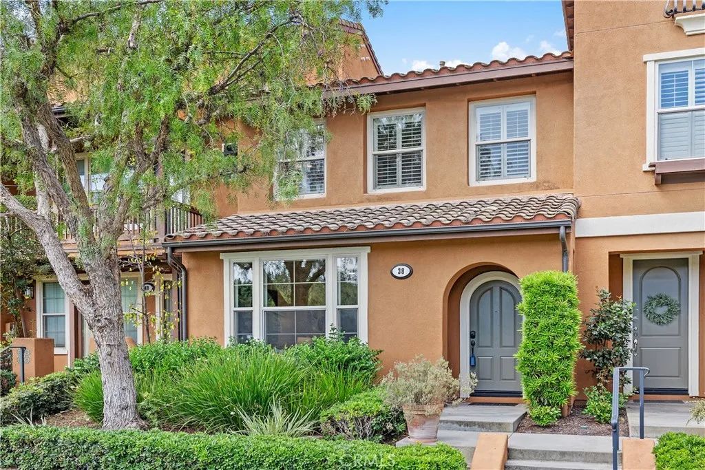 38 Pathway, Irvine, CA 92618