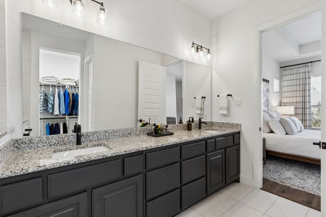 6221 Escarpment Drive, Fort Worth, TX 76112