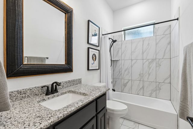 6221 Escarpment Drive, Fort Worth, TX 76112