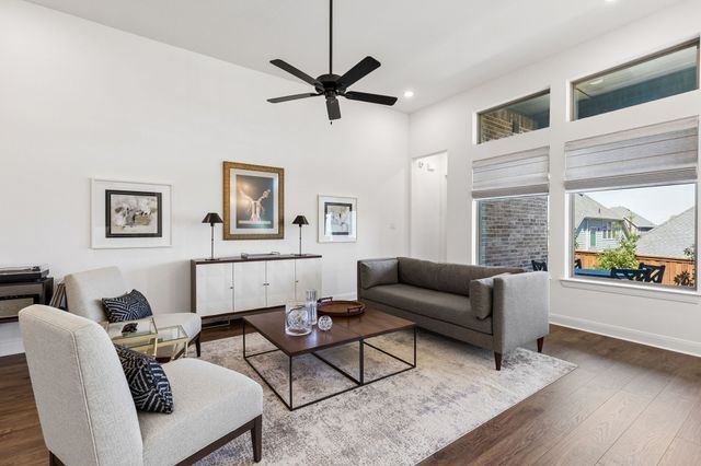 6221 Escarpment Drive, Fort Worth, TX 76112