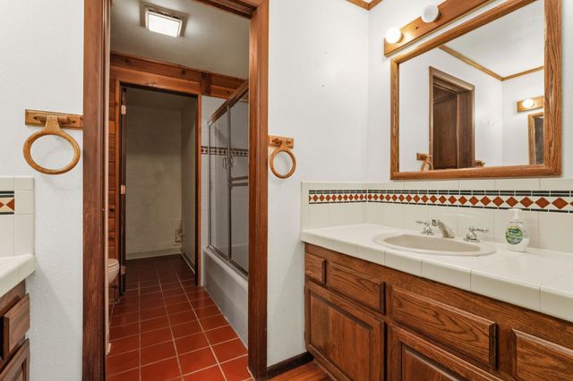 15709 S Cheney Spokane Rd, Cheney, WA 99004