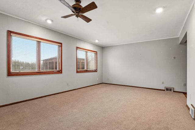 15709 S Cheney Spokane Rd, Cheney, WA 99004