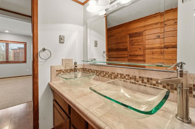 15709 S Cheney Spokane Rd, Cheney, WA 99004
