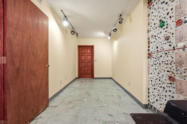 15709 S Cheney Spokane Rd, Cheney, WA 99004