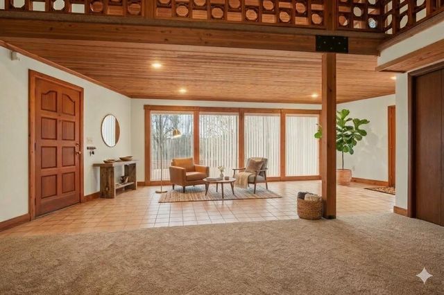 15709 S Cheney Spokane Rd, Cheney, WA 99004