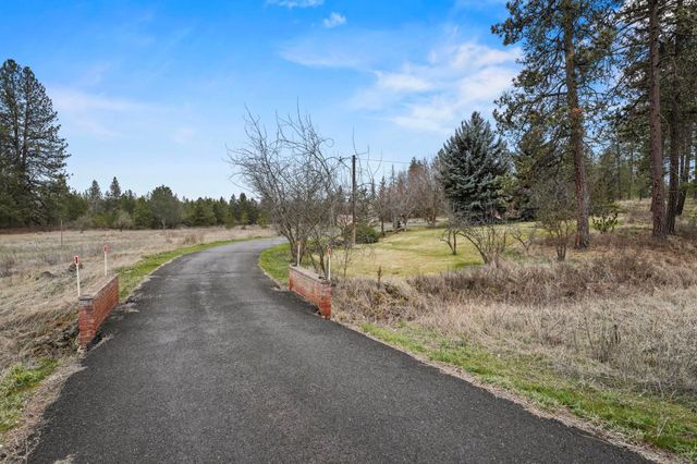 15709 S Cheney Spokane Rd, Cheney, WA 99004
