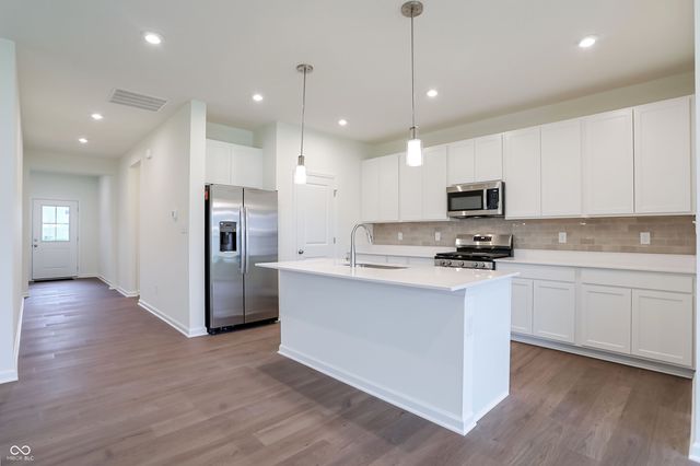 2027 Foothill Drive, Greenfield, IN 46140