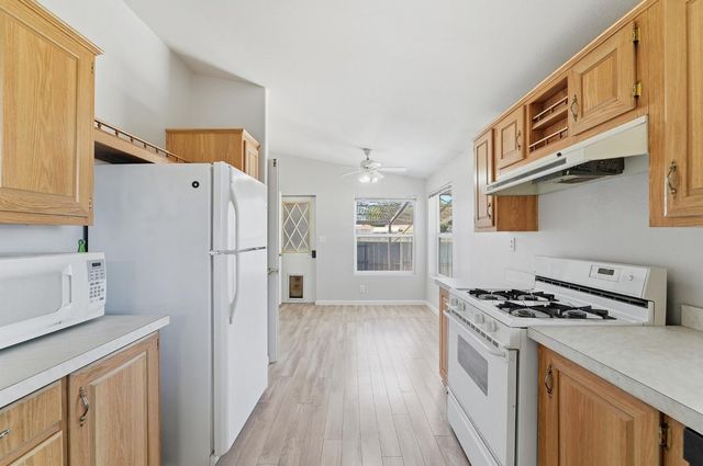 3928 Stoneridge Rd, Tracy, CA 95304