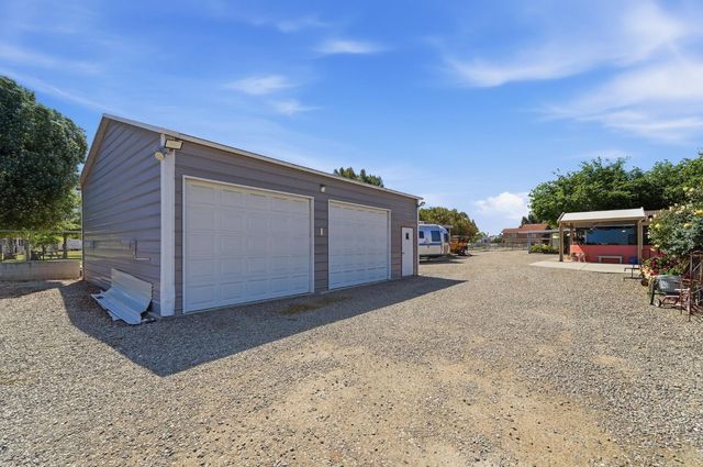 3928 Stoneridge Rd, Tracy, CA 95304