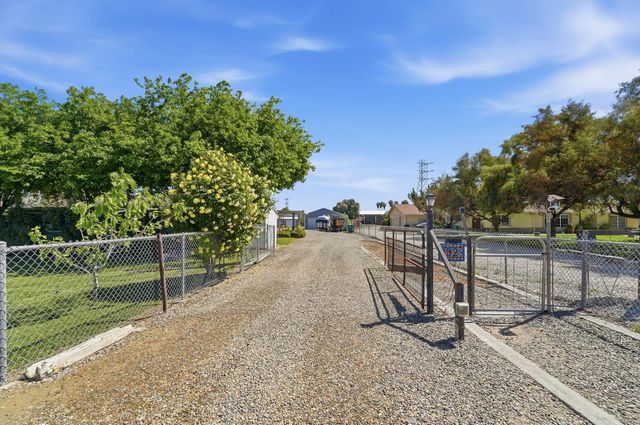 3928 Stoneridge Rd, Tracy, CA 95304