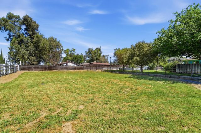 3928 Stoneridge Rd, Tracy, CA 95304